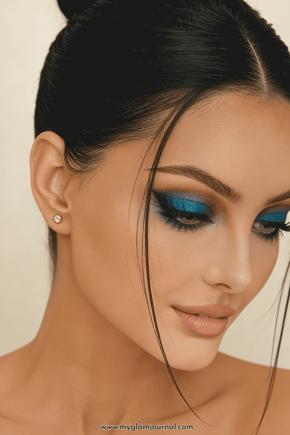 blue brown metallic eye makeup for christmas